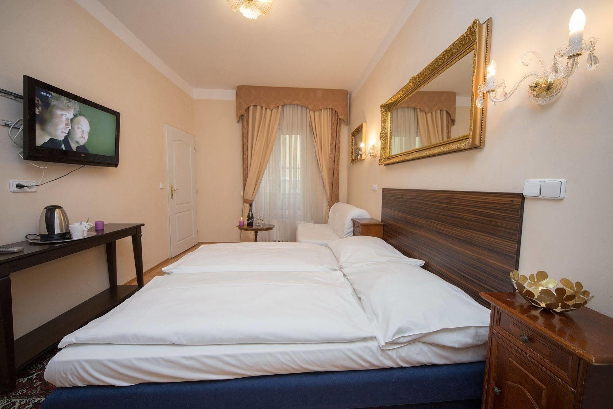 Hotel Donatello Prague Extérieur photo