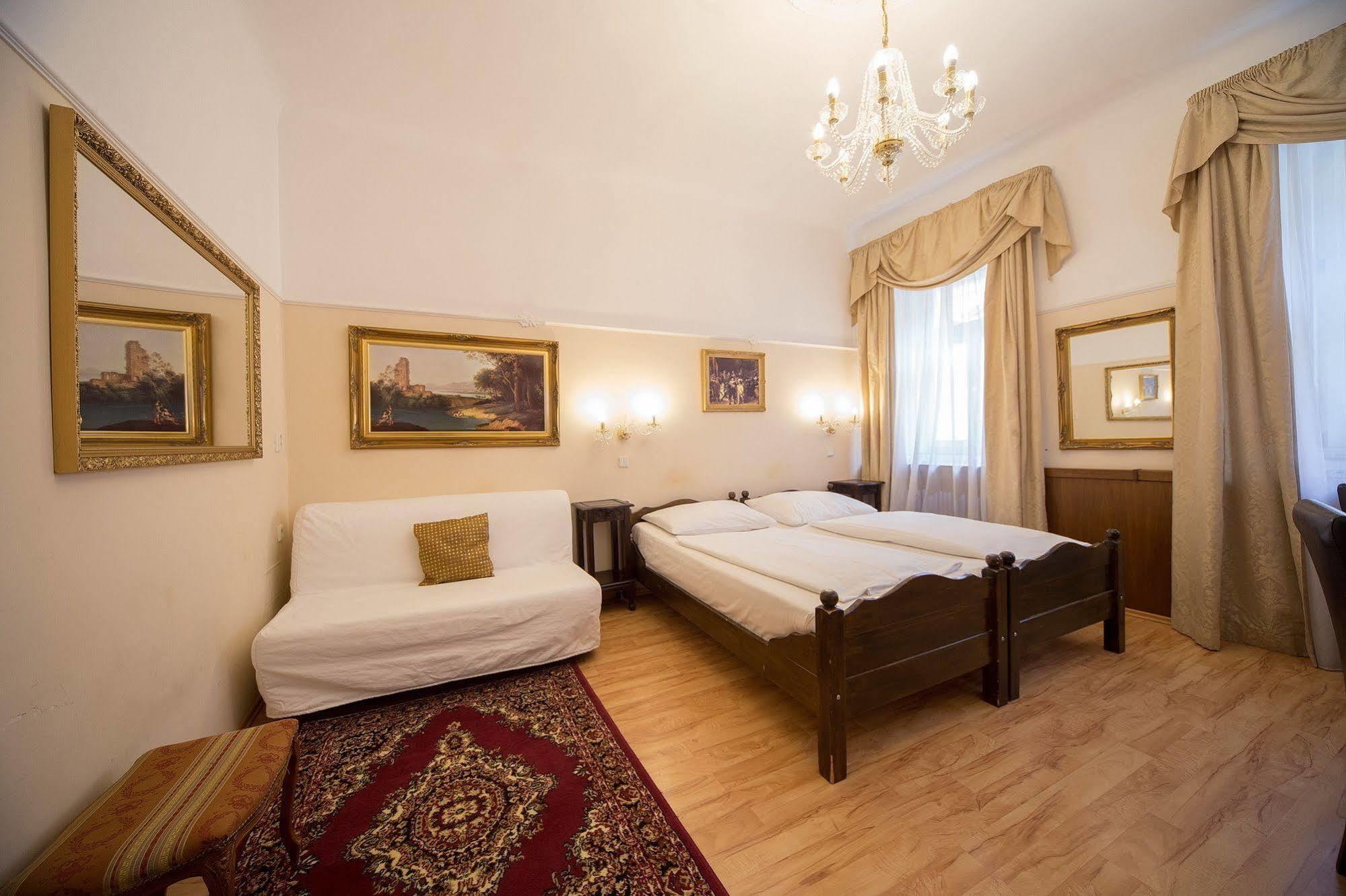 Hotel Donatello Prague Extérieur photo